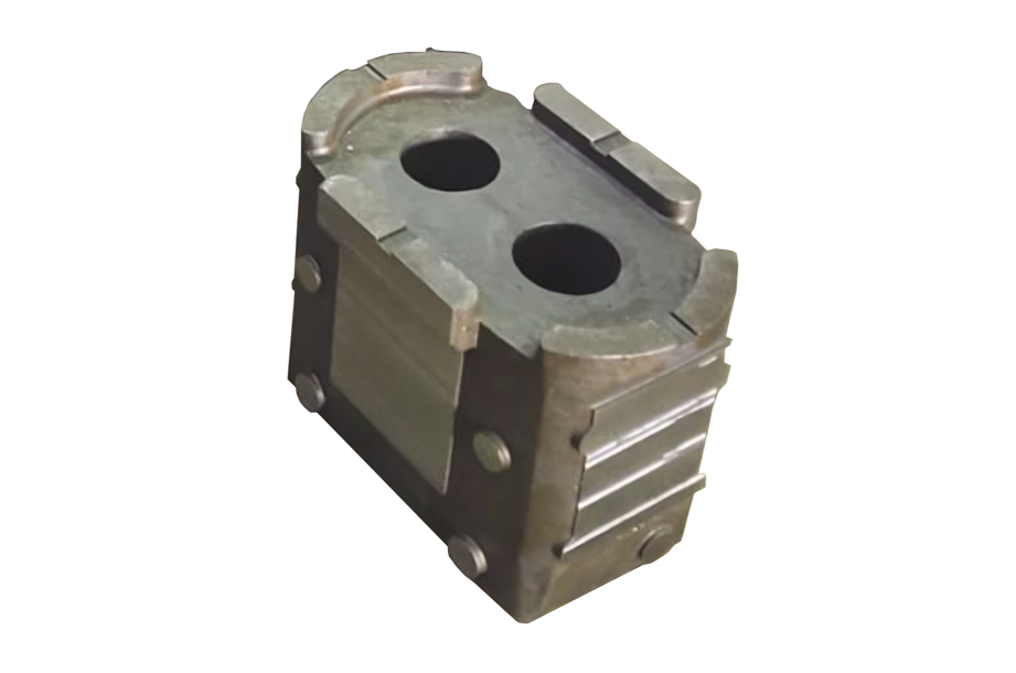 Mountain lake at sunrise (full)